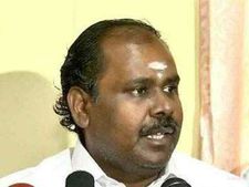 சர்கார் விவகாரம்.. அஜித் ரசிகர்களை மேற்கோள் காட்டிய அமைச்சர் ஆர்.பி.உதயகுமார்! 