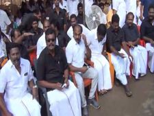 தங்க தமிழ்ச்செல்வனின் அடேங்கப்பா உண்ணாவிரதம்.. ஆண்டிப்பட்டியே ஆடிப் போய்க் கிடக்கு! 