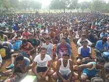 திருச்சியில் ராணுவத்திற்கு ஆள்சேர்ப்பு முகாம்.. ஆயிரக்கணக்கில் குவிந்த இளைஞர்கள்! 
