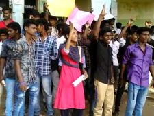 ஸ்டெர்லைட் ஆலையை திறக்க கூடாது.. கல்லூரி மாணவர்களிடம் பரவிய போராட்டம் 