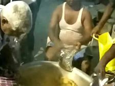 அண்டா அண்டாவாக சுட சுட பிரியாணி.. ஆஹா.. பிரசாதம்.. கலக்கிய வடக்கம்பட்டி திருவிழா 