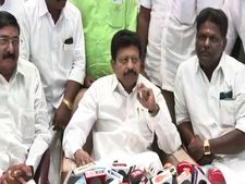 ஆர் கே நகர் இடைத்தேர்தலில் பணம் கொடுத்தே தினகரன் வெற்றி.. திவாகரன் பரபரப்பு குற்றச்சாட்டு 