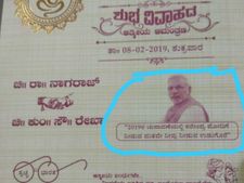 மோடிக்கு மீண்டும் வாக்களியுங்கள்... வைரலாகும் திருமண அழைப்பிதழ் 
