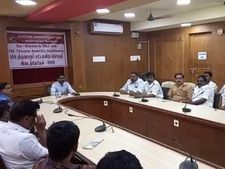 நடைபெறுமா திருவாரூர்  இடைத் தேர்தல்?...  தேர்தலை ஒத்திவைக்க கட்சிகள் வலியுறுத்தல் 
