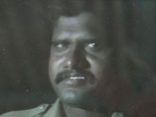 சமயபுரம் அருகே வங்கி லாக்கர் கொள்ளை.. நைட் ரவுண்ட்ஸ் போகத் தவறிய காவலர் இடமாற்றம் 