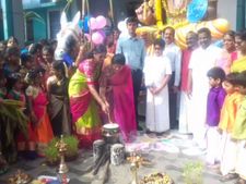 பொங்கல் பண்டிகையில் கலக்கிய கோவை பள்ளி மாணவிகள்..கலகல போட்டிகள் 