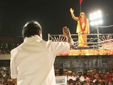 எங்களுக்காவது ஞாயிற்றுக்கிழமை லீவு.. ஆனா மோடிக்கு எல்லா நாளுமே லீவாச்சே.. ஸ்டாலின் கலாய் 