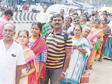 காவடியாட்டம்.. அபிஷேக ஆராதனைகள்.. வயலூர் முருகன் கோவிலில் களை கட்டிய தைப்பூசம் 