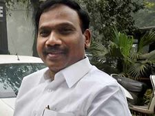 ஒரு பாட்டிலுக்கு 20 ரூபாய் எக்ஸ்ட்ரா வாங்கறாங்க... ஆ.ராசா தகவல் 