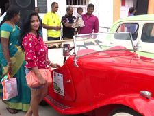 வயசானாலும் அந்த அழகும், ஸ்டைலும் மட்டும் மாறவே இல்லை பாருங்களேன்!
