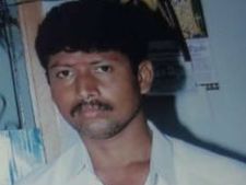 சுடுகாட்டில் எரியும் பிணத்தை அப்படியே கூறுபோட்டு தின்னும் மர்ம நபர்.. நெல்லையில் பரபரப்பு