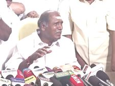 முதல் ஆளாக.. களத்தில் குதித்தார் ரங்கசாமி.. அந்தப் பக்கம் மோதப் போவது யாரப்பா??