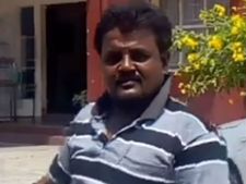 அடங்க மாட்டேங்கறீங்களே.. ஸ்டேஷன் முன் டிக் டாக்.. தூக்கி உள்ளே வைத்த போலீஸ்! 