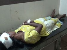 இயற்கை உபாதையைத் தணிக்க கெஞ்சியும்.. பஸ்சை நிறுத்தாத டிரைவர்.. கீழே குதித்து பெண் படுகாயம்!