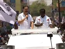 பார்றா... கமலோட பிரச்சார டெக்னிக்க! குறைசொல்லி ஓட்டுக்கேட்க மாட்டாராம்! 