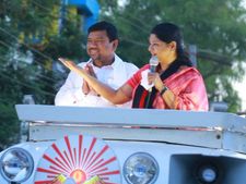 மோடி ஆட்சியில் ஆண்டுக்கு 21,000 விவசாயிகள் தற்கொலை… கனிமொழி விளாசல் 
