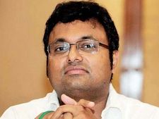 2-வது முறையாக சிவகங்கைக்கு குறிவைக்கும் கார்த்தி சிதம்பரம்- ஒரு பயோடேட்டா! 