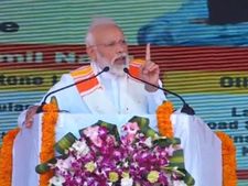 கன்னியாகுமரி வந்த பிரதமர் மோடி.. முக்கிய நலத்திட்டங்களை தொடங்கி வைத்தார்! 