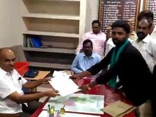 தென்காசி... எங்கப்பா வேட்பாளர்களைக் காணோம்.. நாம் தமிழர் மட்டுமே மனு தாக்கல்!
