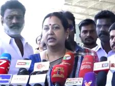 நாம் தமிழகத்தில்தான் இருக்கிறோமா.. பொள்ளாச்சி வழக்கு அதிர்ச்சி அளிக்கிறது.. பிரேமலதா கண்டனம்!