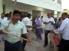 ராஜஸ்தான் சேட்டுகளுடன் தாண்டி தாண்டி தாண்டியா ஆடி ஹோலி கொண்டாடிய செல்லூர் ராஜூ