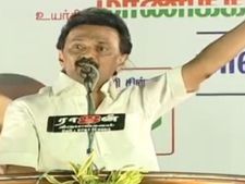 பொள்ளாச்சி விவகாரத்தில் 7 ஆண்டுகளாக தமிழக போலீஸின் கைகள் கட்டப்பட்டனவா?.. ஸ்டாலின் கேள்வி 