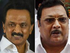 மதுரையில் ஏன் போட்டியிடலை.. தொண்டர்கள் அப்செட்.. அழகிரிக்கு பயந்து நடுங்குகிறதா திமுக?