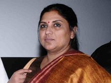 இலங்கை தொடர் குண்டுவெடிப்பு பற்றி கேலி, கிண்டல்... நடிகை ஸ்ரீப்ரியா வெளியிட்ட கண்டன பதிவு 