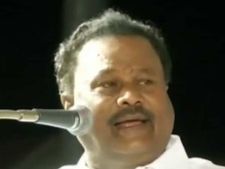 காந்தியின் மைத்துனர்  போல் பேசுகிறார் ஸ்டாலின்..  திண்டுக்கல் சீனிவாசன் பேச்சு 