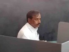 காரைக்குடியில் குடும்பத்தோடு வந்து வாக்களித்த எச்.ராஜா