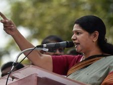 யாருக்கும் வராத ஐடியா.. அட தனி ரூட்டில் மாஸ் காட்டும் கனிமொழி.. எல்லோரும் இப்படி செய்வார்களா? 