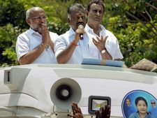ஸ்டாலினுக்கு  பில்டிங், பேஸ்மென்ட்  வீக்… துணை முதல்வர் ஓ.பன்னீர்செல்வம் கிண்டல் 