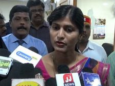முதல்வர் பழனிச்சாமி பணம் கொடுத்தாரா...  எந்த புகாரும் வரவில்லை.. சேலம் கலெக்டர் ரோகிணி பேட்டி 