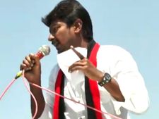 வெயிலைவிட கொடுமையானது மோடி ஆட்சி.. திருத்தணி வெயிலில் உதயநிதி பிரச்சாரம் 