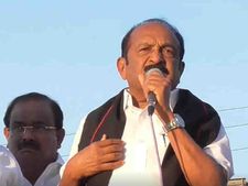 நட்ட நடு சாலையில் பிரசாரம்.. ஆம்புலன்ஸுக்கு வழிவிடாததால் வாக்குவாதம்.. பேச்சை பாதியில் முடித்த வைகோ 