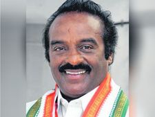 கூட்டணி கட்சிகளின் துணையோடு ராகுல் பிரதமராவார்... வசந்தகுமார் சொல்கிறார் 