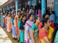தமிழகத்தை மிஞ்சிய கேரளா... 30 ஆண்டுகளுக்கு பிறகு வாக்குபதிவு சதவீதம் அதிகரிப்பு 
