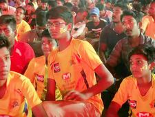 அப்படியே ஐபிஎல் போட்டியை நேர்ல பார்த்த மாதிரி இருந்துச்சு.. பாண்டிச்சேரி ரசிகர்கள் குஷி!