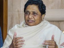 இதென்ன் புதுக்கதை... மாயாவதியும் தேர்லுக்குப் பின் பாஜகவுக்கு ஆதரவு தருவாராமே! 
