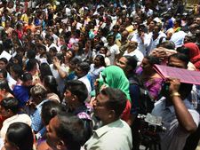 6 மணி நேரம் தாமதமான ரயில்... பெங்களூருவில் 500 மாணவர்கள் நீட் தேர்வு எழுதவில்லை 