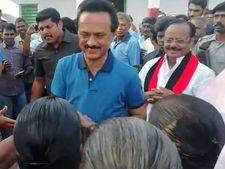 டீ குடிச்சு.. செல்பி எடுத்து.. மனுக்களை வாங்கி.. சூலூரில் கலக்கிய ஸ்டாலின்! 