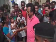 பெண் குழந்தைக்கு கண்மணி.. ஆண் குழந்தைக்கு அன்பழகன்.. சூலூரில் பெயர் வைத்த ஸ்டாலின்! 