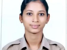 காதலனுடன் தகராறு!.. விஷம் குடித்து உயிரை விட்ட பெண் போலீஸ் பர்வீன் பாபி! 
