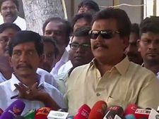 குளறுபடிகள் ஏதுமில்லை... தேனி தொகுதியில் மறுவாக்குப்பதிவு அவசியமற்றது... தங்க தமிழ்ச்செல்வன் காட்டம்