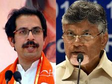 பாவம் சந்திரபாபு நாயுடு.. ஏன் சும்மா கிடந்து ஓடுறார்? சிவசேனா கிண்டல் 