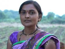 விஷாலிக்கு 28 வயசுதான்.. இளம் விதவை.. பேச்சில் அப்படி ஒரு வைராக்கியம்.. உறுதி.. சபாஷ் வேட்பாளர்! 