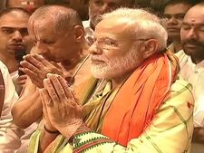 திருப்பதி ஏழுமலையான் கோயிலில் பிரதமர் மோடி சுவாமி தரிசனம் 
