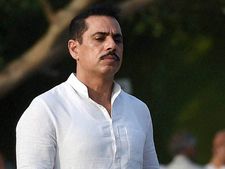 பிரியங்கா கணவர் வதேராவின் லண்டன் சொத்துகள் முடக்கம்? 