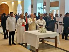 தீவிரவாத செயல்களால் இலங்கையின் ஆன்மாவை தோற்கடிக்க முடியாது: மோடி 