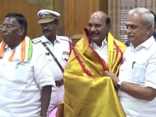 புதுச்சேரி.. சபாநாயகரானார் சிவகொழுந்து.. பதவி விலகிய வைத்திலிங்கம்.. நாராணயசாமி சொன்னதுதான் ஹைலைட்டே
